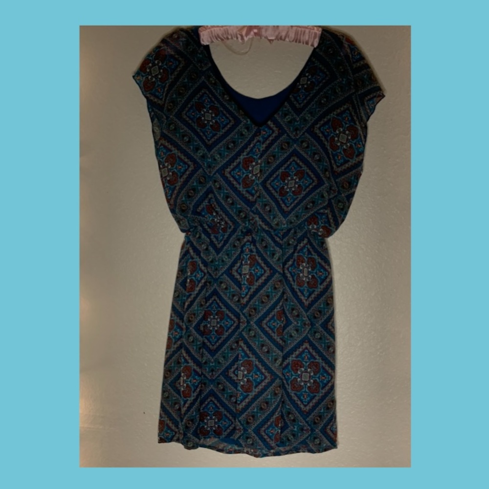 HP ⚡️ City Triangles | Fit & Flare Dress | Small - Picture 4 of 5